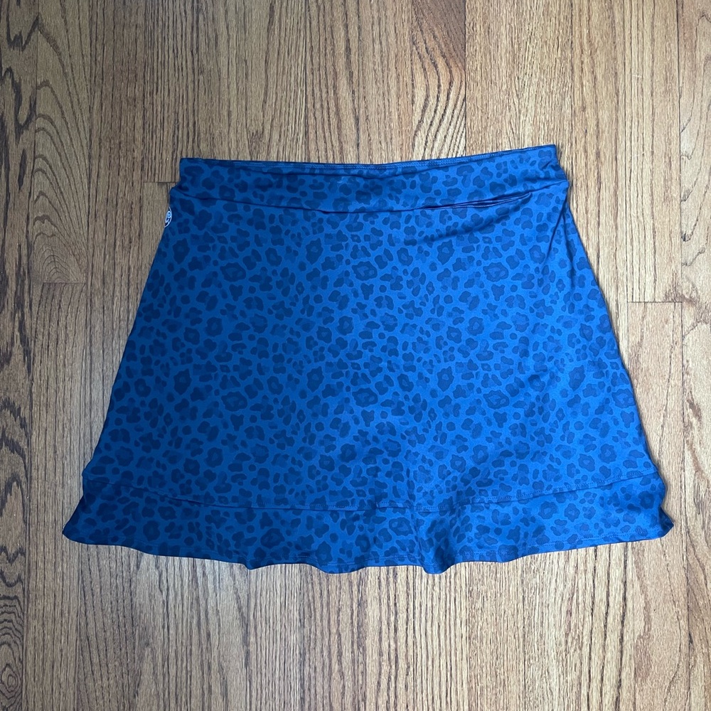 NWT - Renwick Navy blue Leopard Print Skort